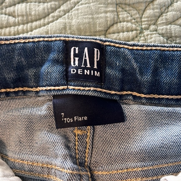 GAP Denim ‘70s Flare Jeans - Girls size 7 - Picture 8 of 14